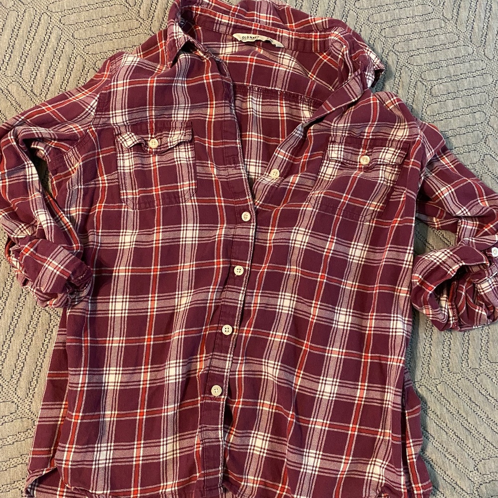 Old Navy Long Sleeve Button Up Shirt